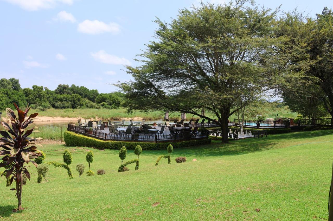 Sabie River Bush Lodge เฮซีวิว ภายนอก รูปภาพ