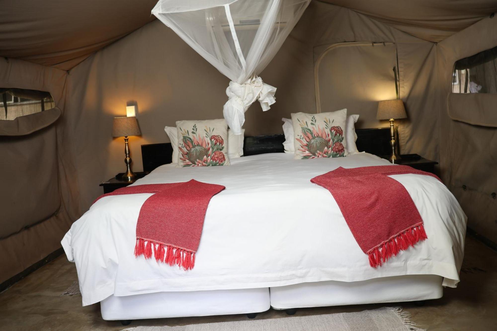 Sabie River Bush Lodge เฮซีวิว ภายนอก รูปภาพ