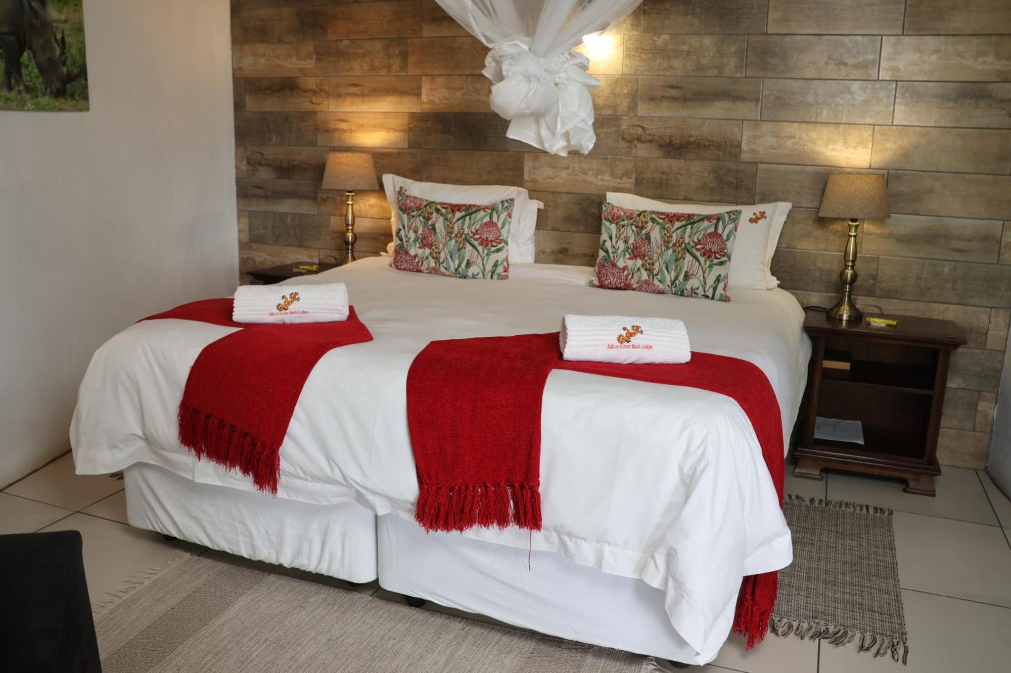 Sabie River Bush Lodge เฮซีวิว ภายนอก รูปภาพ