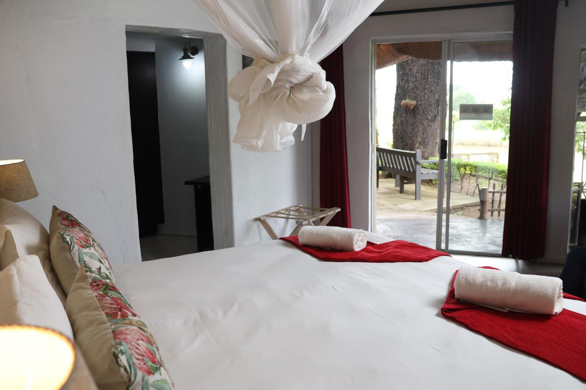 Sabie River Bush Lodge เฮซีวิว ภายนอก รูปภาพ
