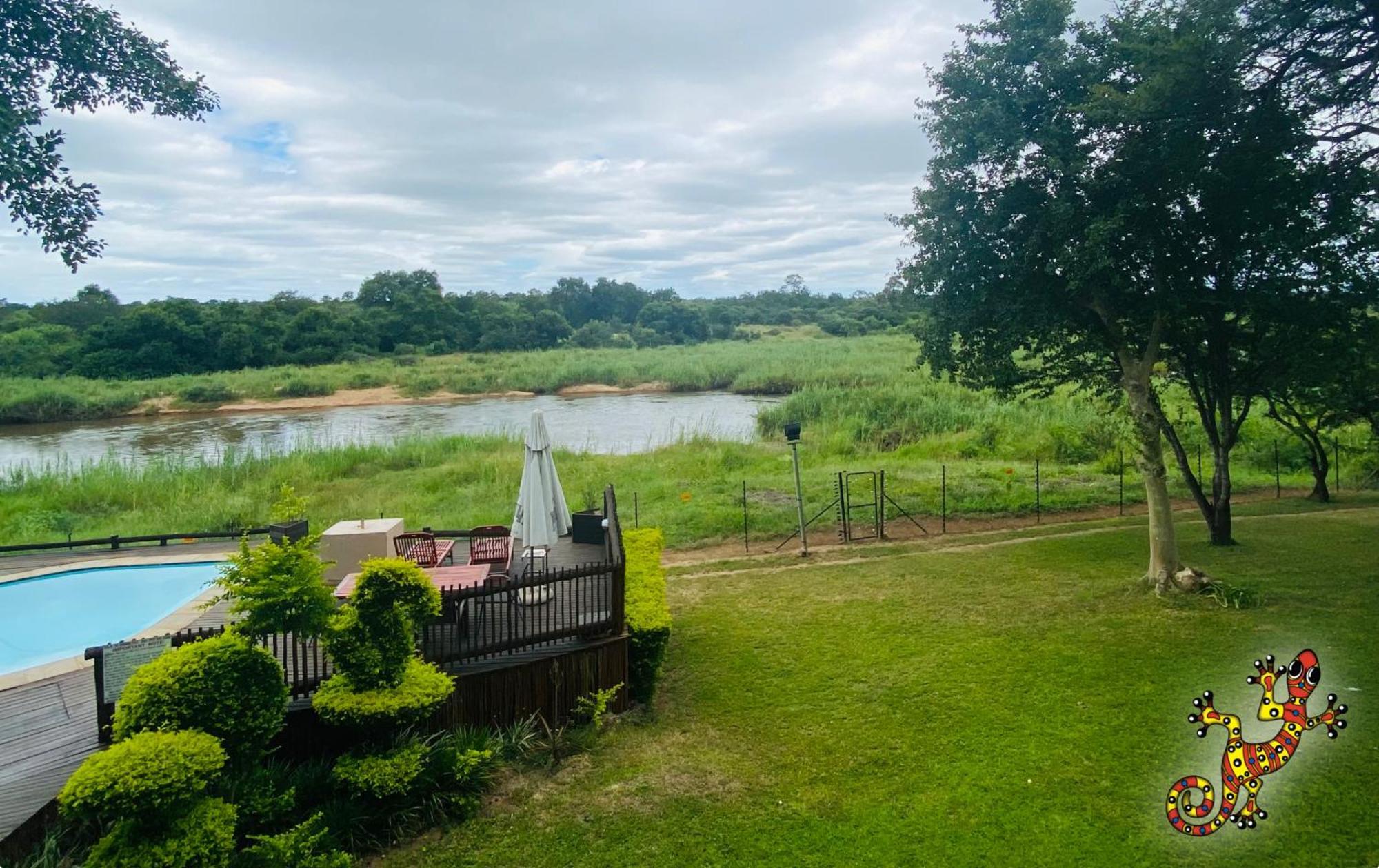 Sabie River Bush Lodge เฮซีวิว ภายนอก รูปภาพ