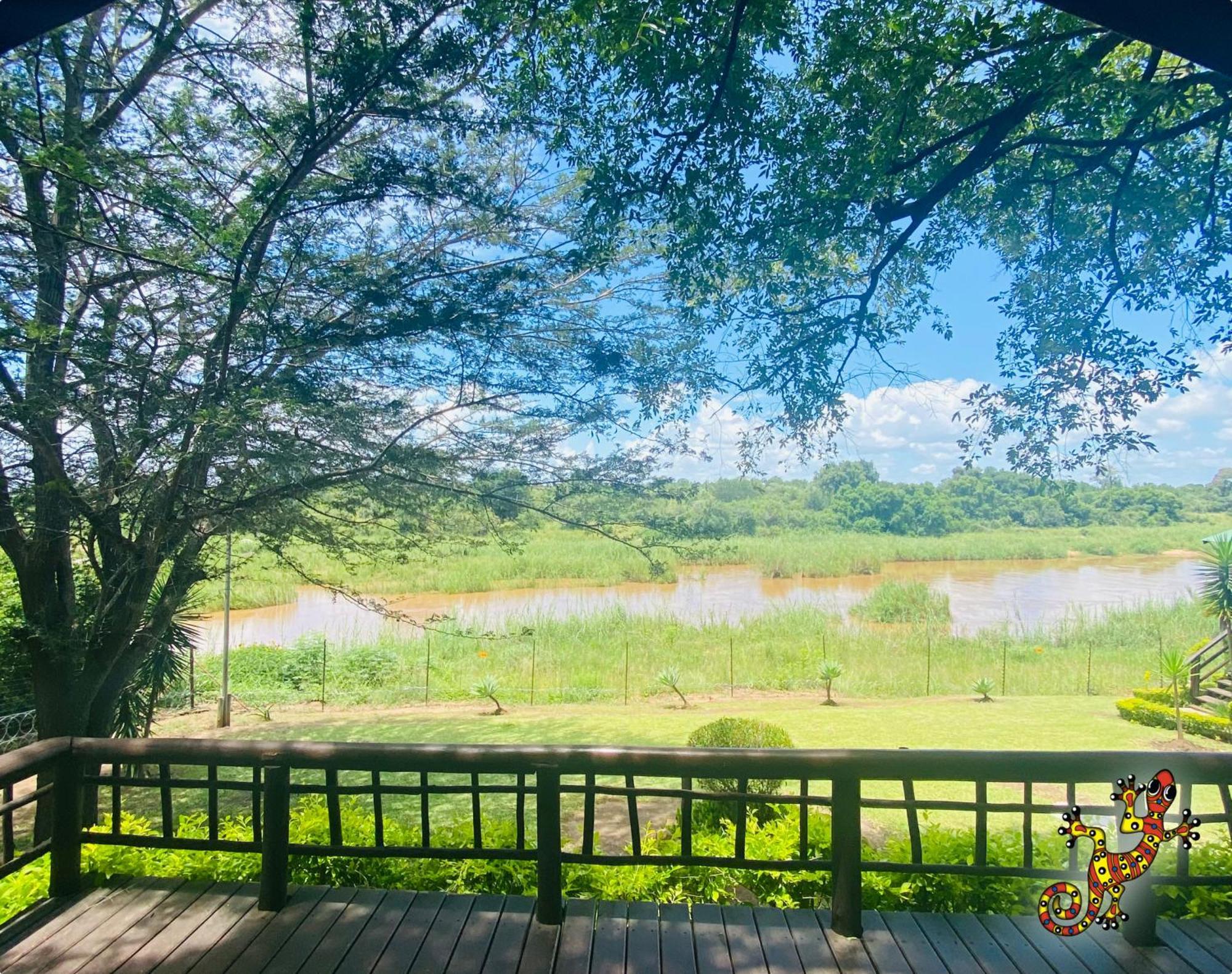 Sabie River Bush Lodge เฮซีวิว ภายนอก รูปภาพ