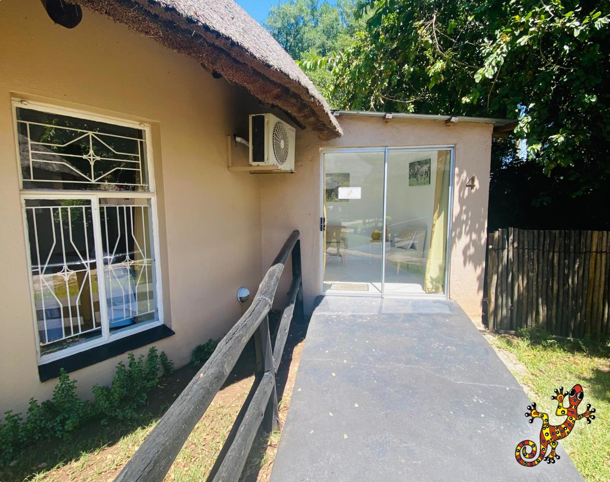 Sabie River Bush Lodge เฮซีวิว ภายนอก รูปภาพ