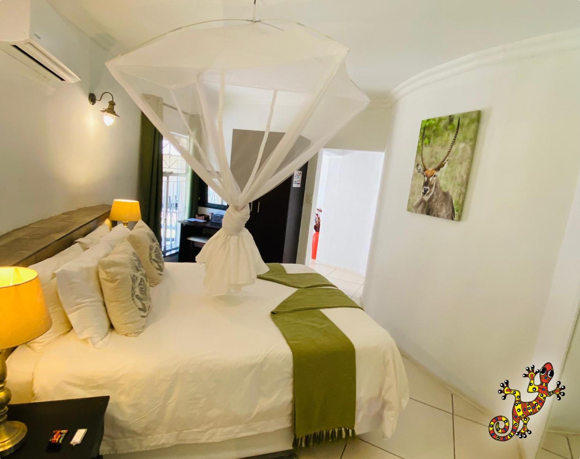 Sabie River Bush Lodge เฮซีวิว ภายนอก รูปภาพ