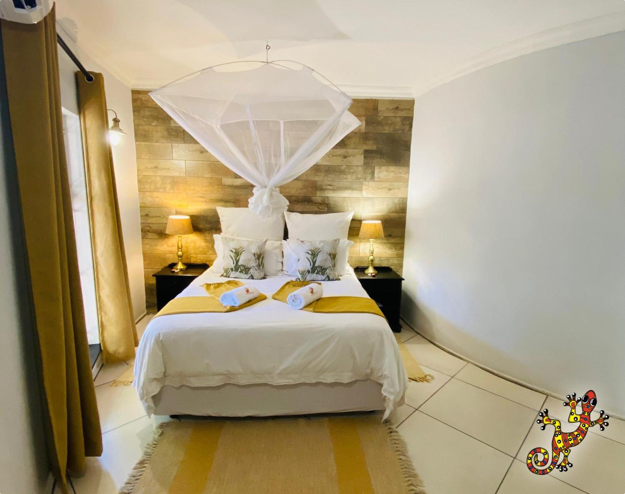 Sabie River Bush Lodge เฮซีวิว ภายนอก รูปภาพ