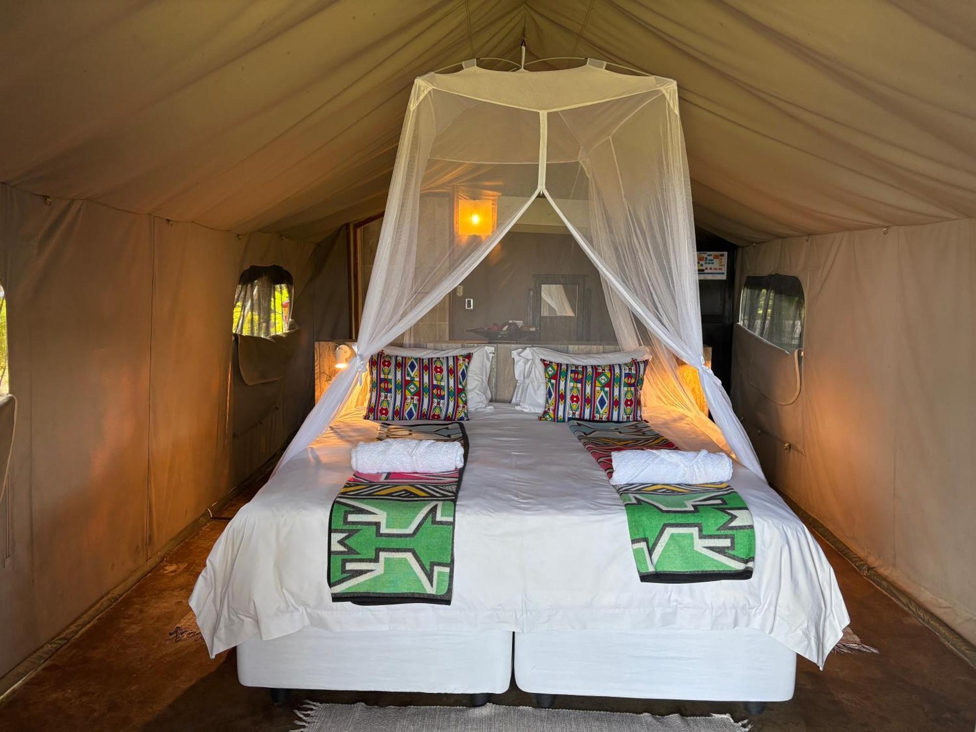 Sabie River Bush Lodge เฮซีวิว ภายนอก รูปภาพ