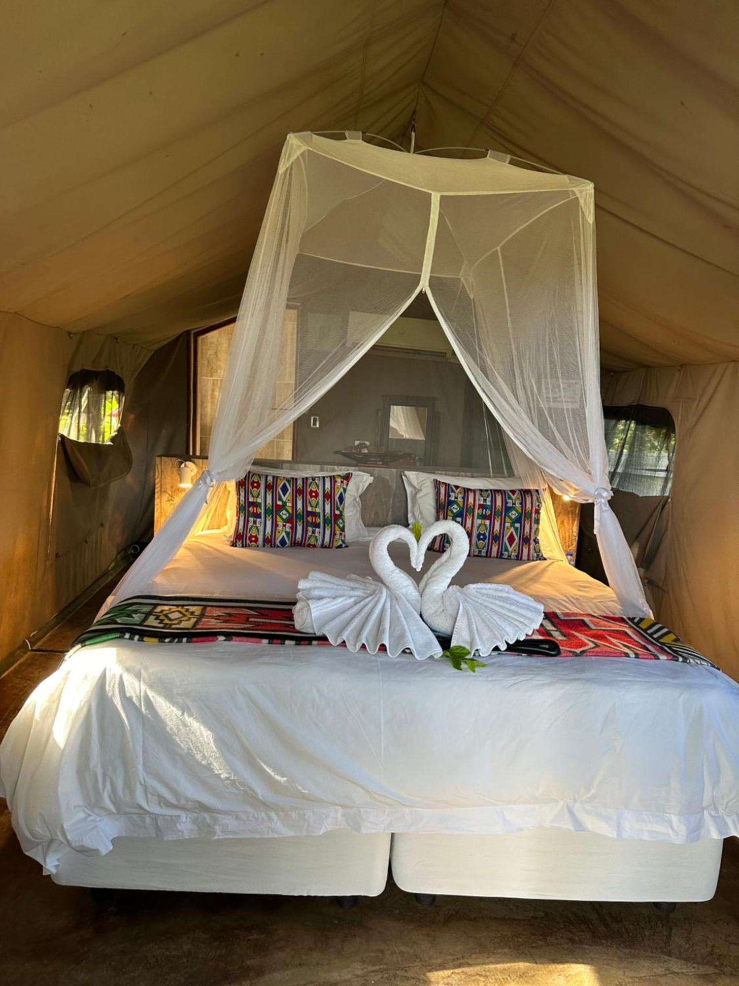 Sabie River Bush Lodge เฮซีวิว ภายนอก รูปภาพ